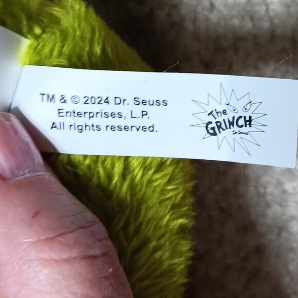 New 9" Ruz brand baby Grinch stuffed toy without tags and without legs - Picture 4 of 6